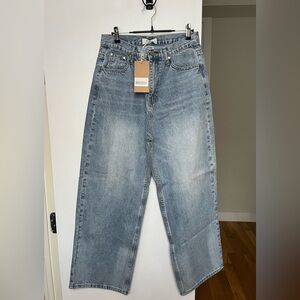 Good Life Works (GLW) Korean brand Musinsa Denim Jeans Wide Straight Light Wash